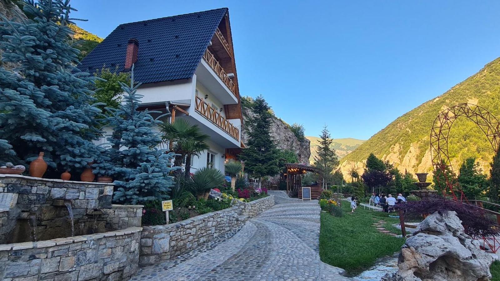 Resort Dibra Park Agrotourism *